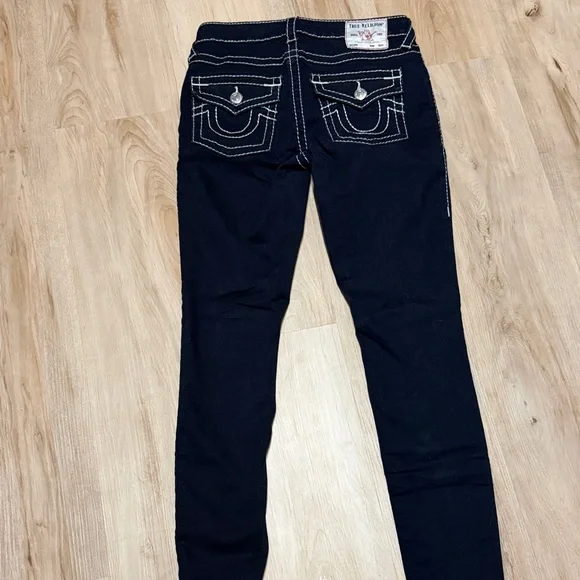 True Religion Black Skinny Jeans with Contrast White Stitching - Picture 6 of 10
